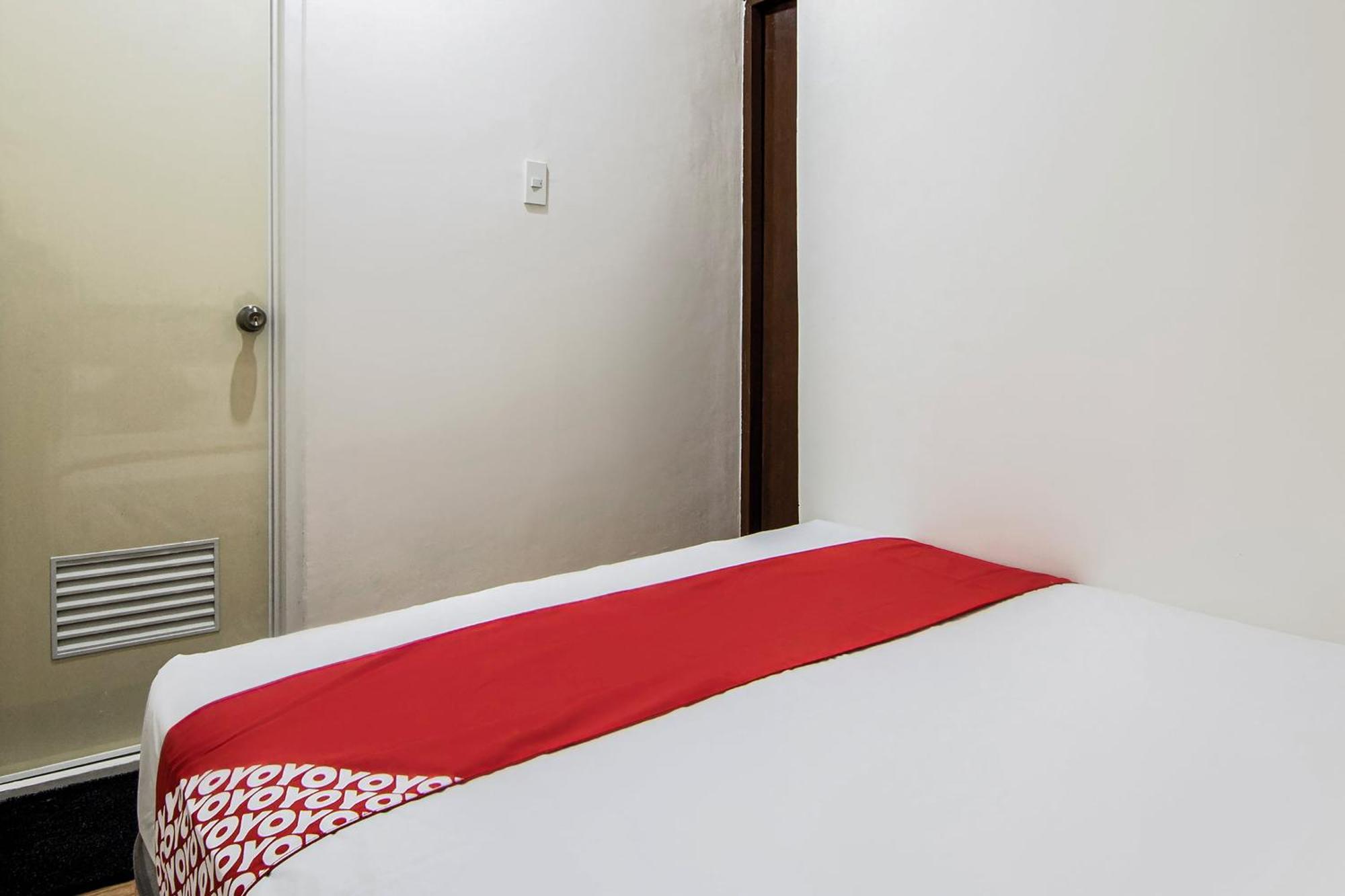 Oyo 431 Apollo 11 Apartelle Pasay Dış mekan fotoğraf