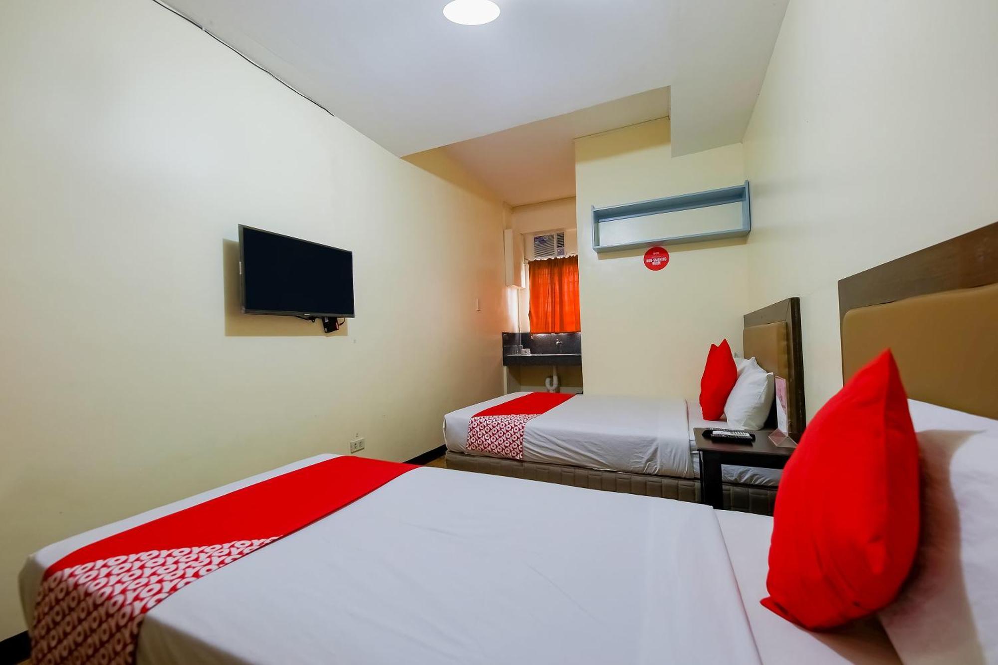 Oyo 431 Apollo 11 Apartelle Pasay Dış mekan fotoğraf