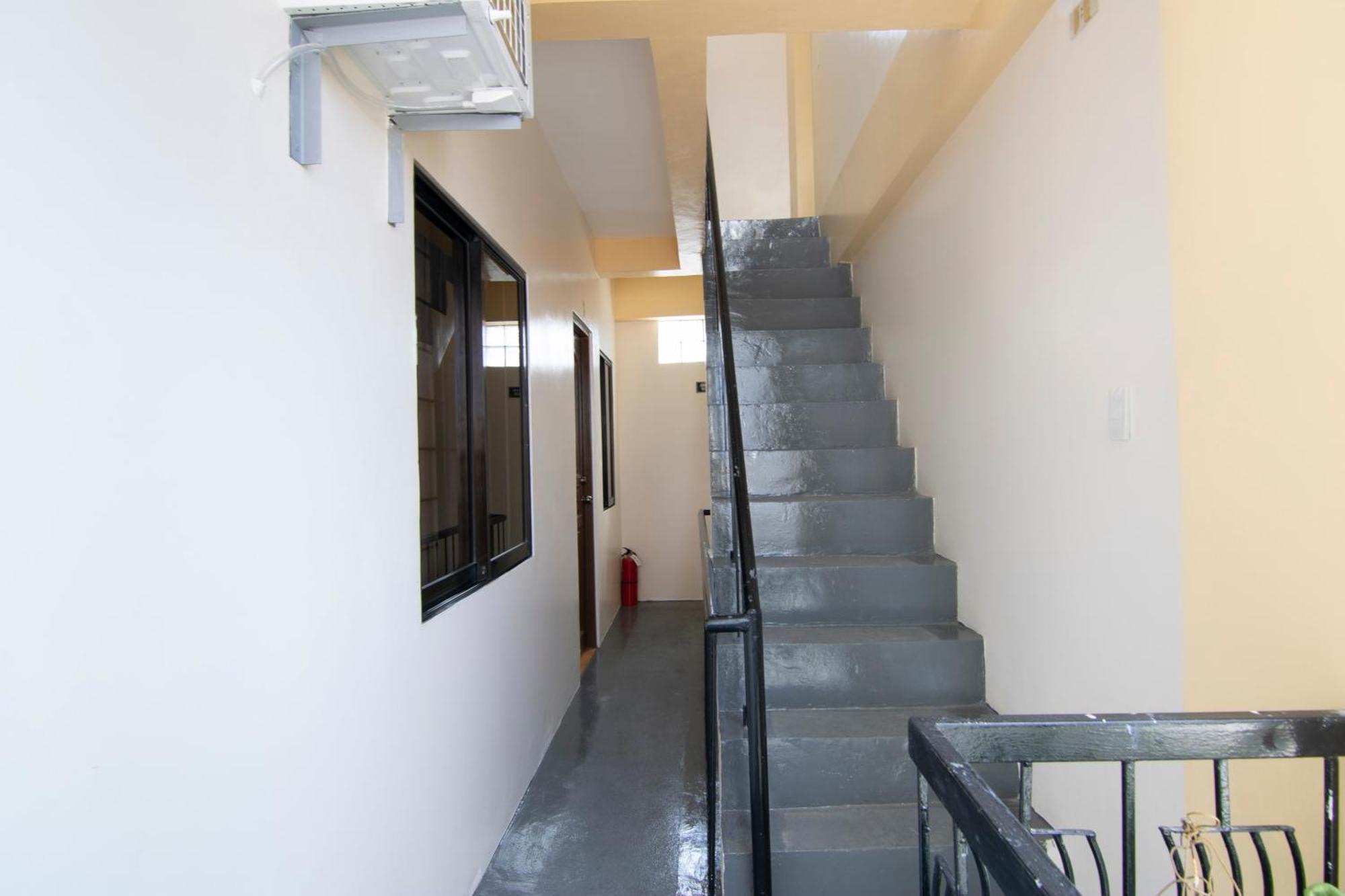 Oyo 431 Apollo 11 Apartelle Pasay Dış mekan fotoğraf