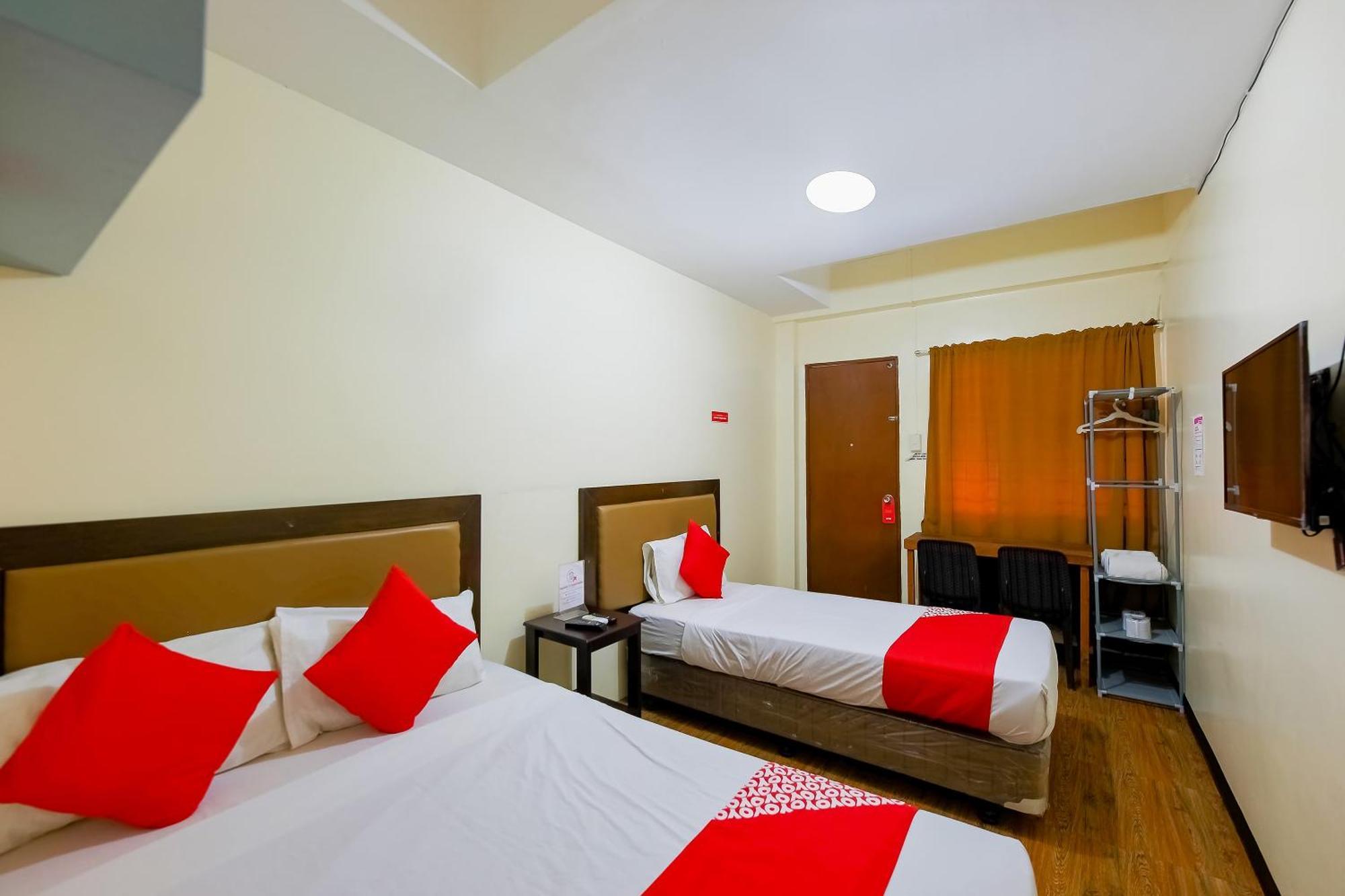 Oyo 431 Apollo 11 Apartelle Pasay Dış mekan fotoğraf