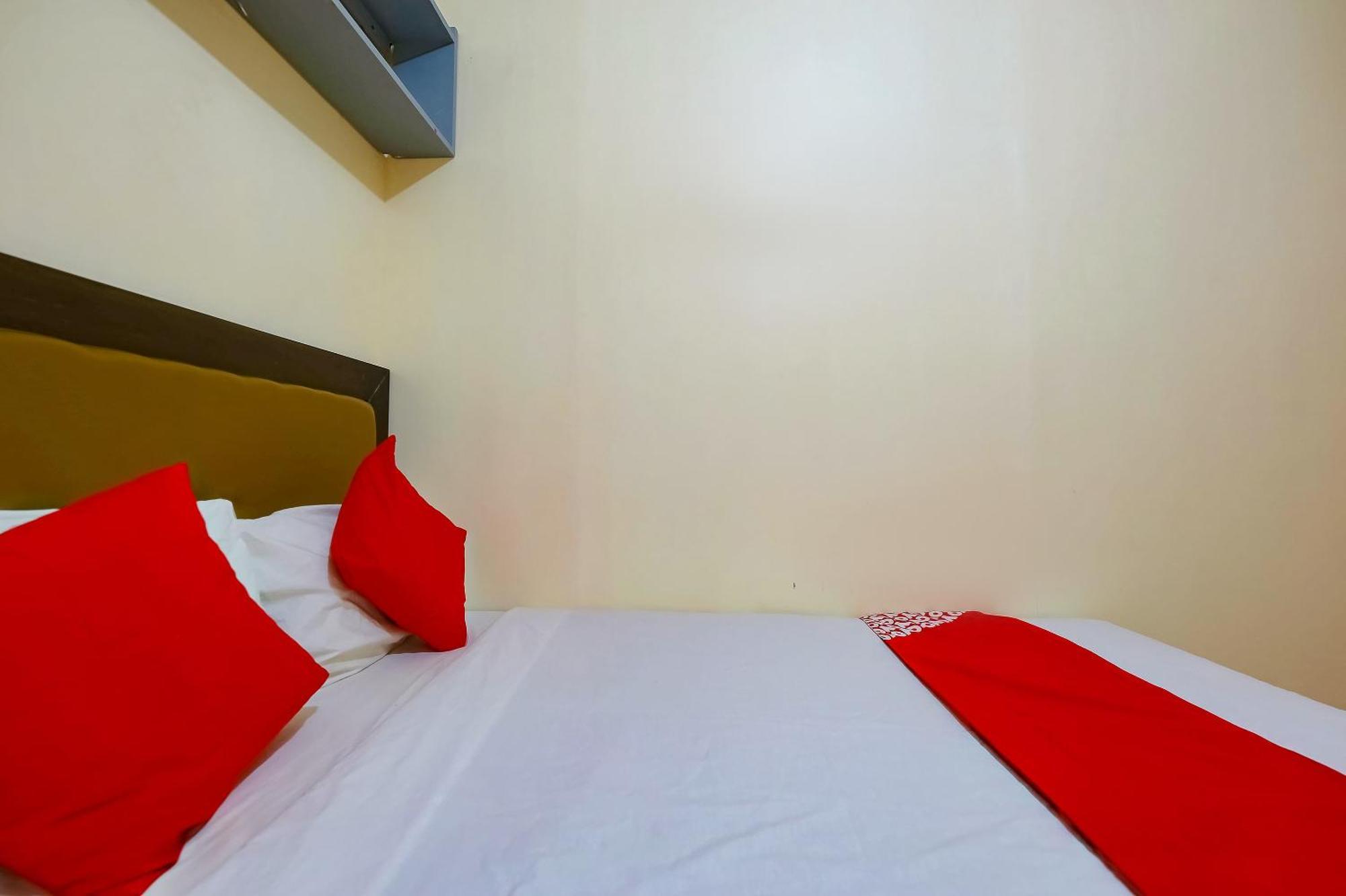 Oyo 431 Apollo 11 Apartelle Pasay Dış mekan fotoğraf